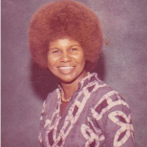 Dolores Sheen afro